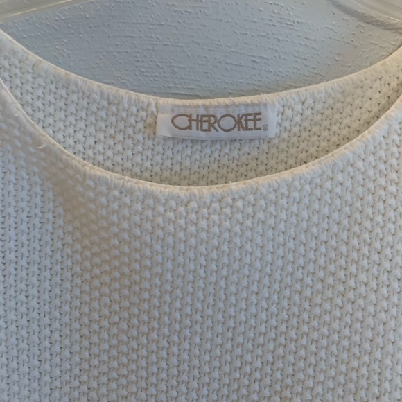 Cherokee Sweater - Picture 4 of 6